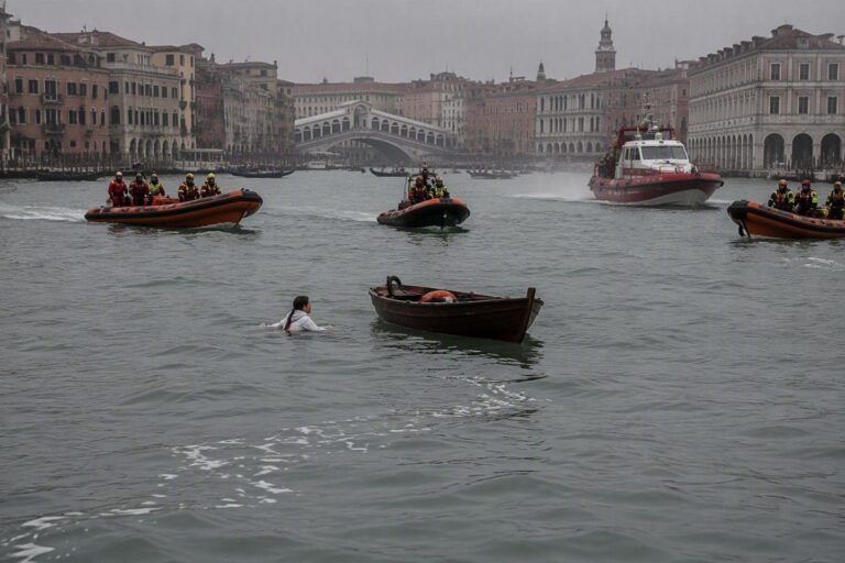 Incidente nautico a Venezia: dispersa una giovane di Burano dopo scontro con taxi acqueo