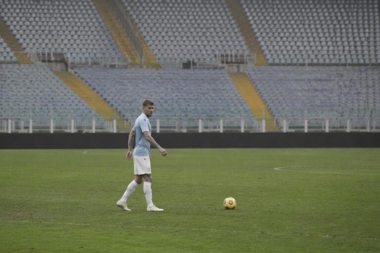 Lazio supera Venezia, pareggia Roma e Inter a 13 punti