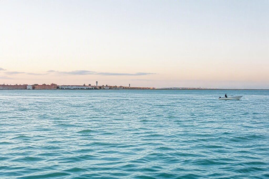 Scontro tra taxi acqueo e barca a Venezia: giovane in rianimazione, ricerche per Gabriella