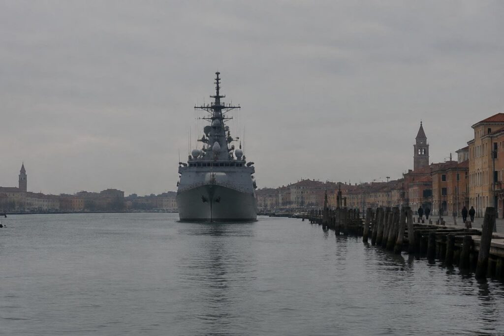 Nave Chioggia della Marina Militare a Chioggia: programma visite e concerti