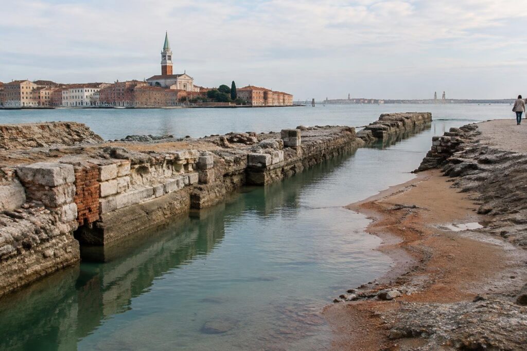 Venezia contro il ritorno delle navi da crociera: assemblea il 29 ottobre
