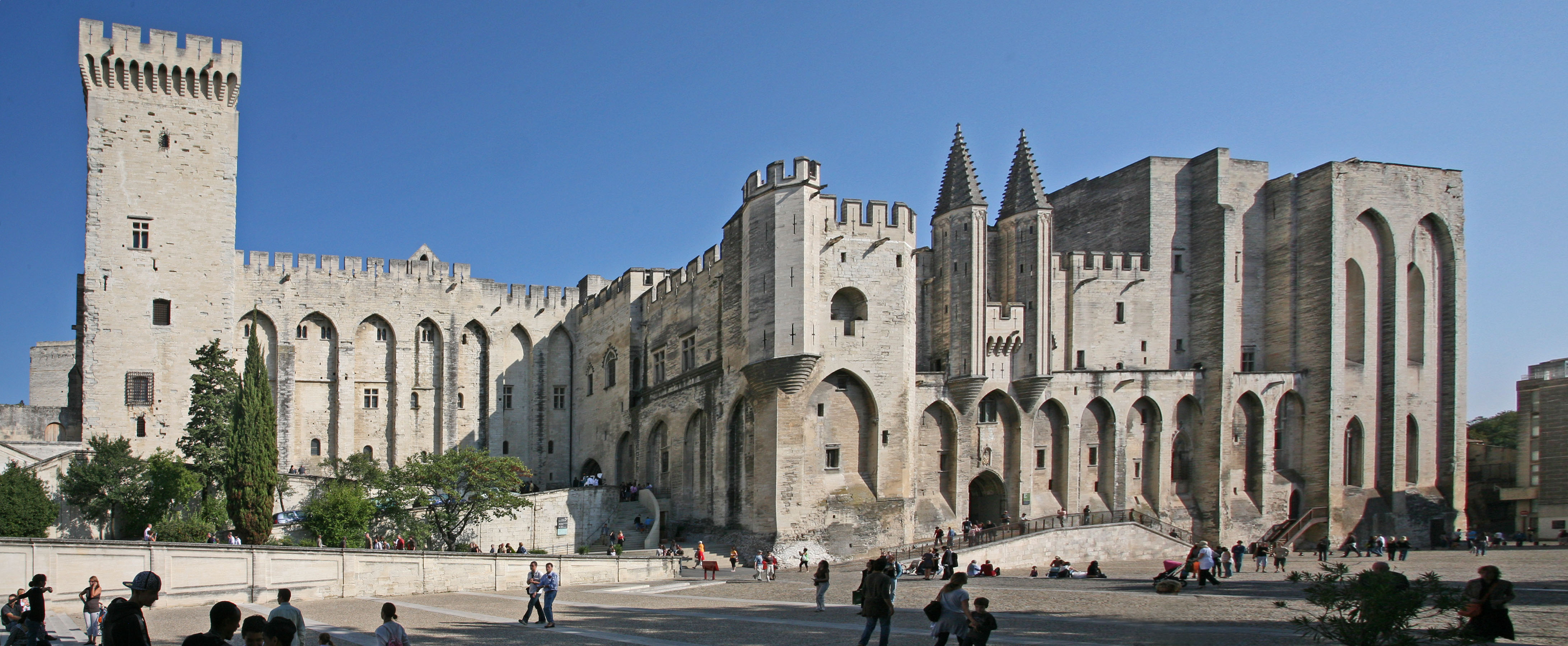 Avignon Palais des Papes by JM Rosier