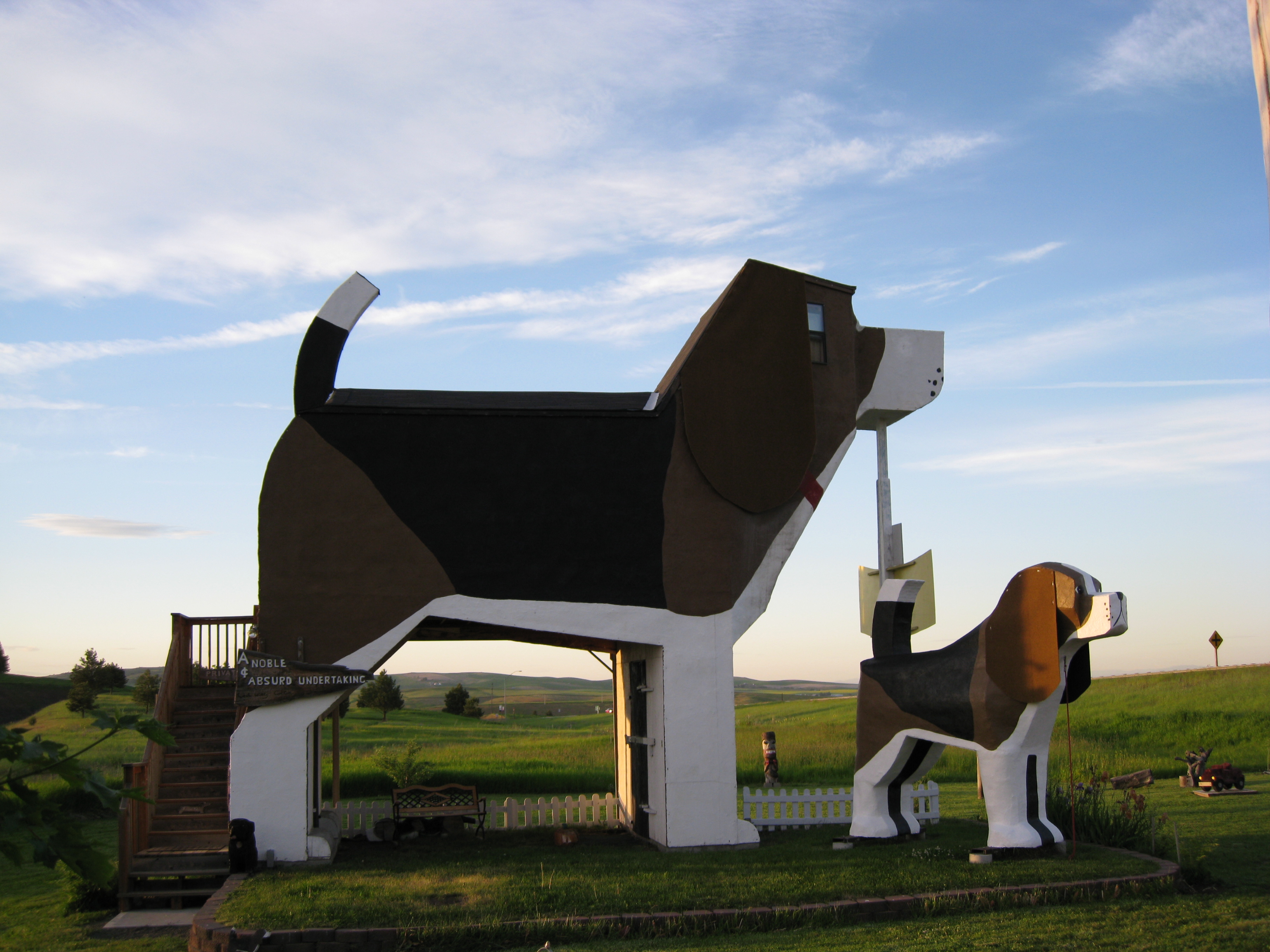 Dog Bark Park Inn Cottonwood Idaho