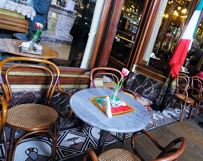 123