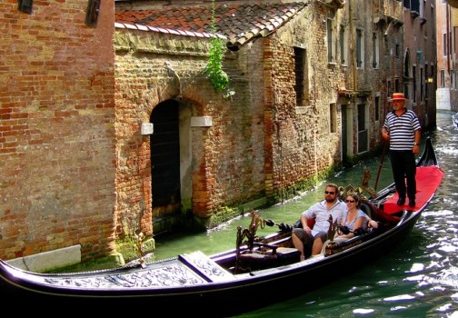 309 gondola small venice1 622x431