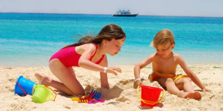 bambini al mare spiagge bandiera verde 2013 L jNEtdN