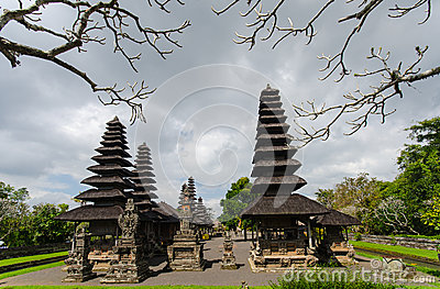 temple bali 27812550
