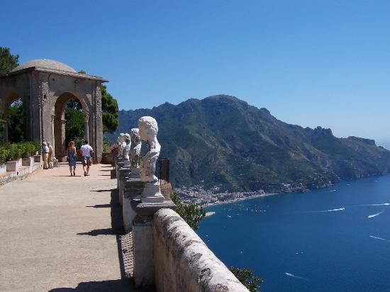 ravello villa cimbrone