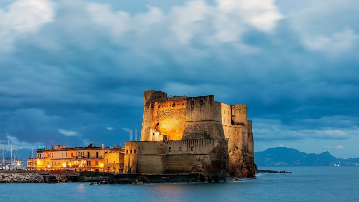 castel dell ovo napoli