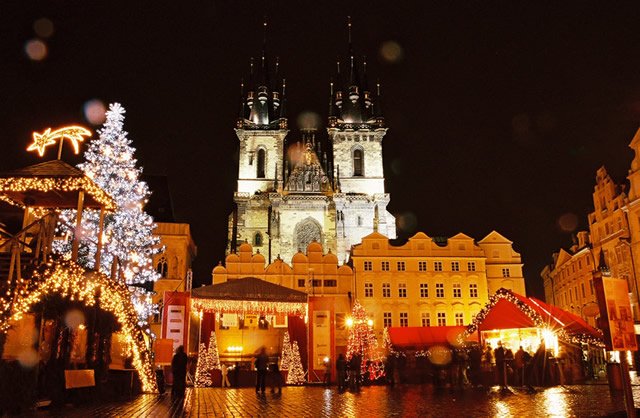 praga mercatini natale 3.jpgq357d6c.pagespeed.ic .an 1b01iJ7