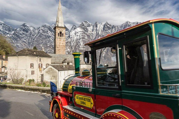 grotta di babbo natale a ornavasso come arrivare