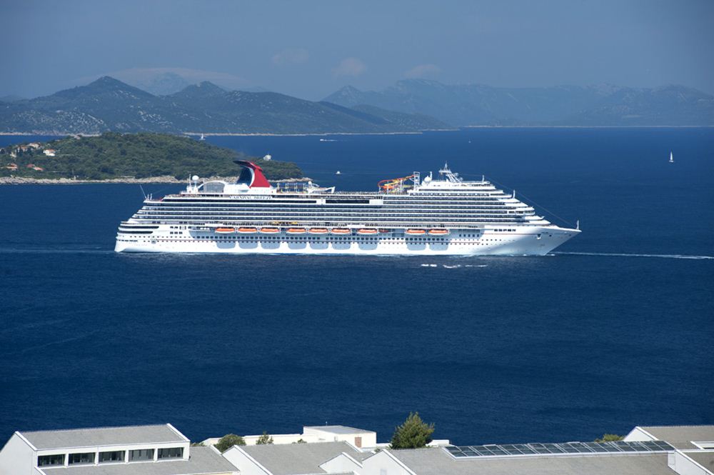 ship breeze dubrovnik 060412 RAU6896