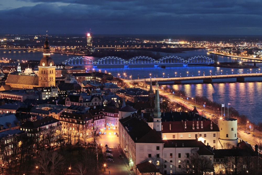 583 6 riga night