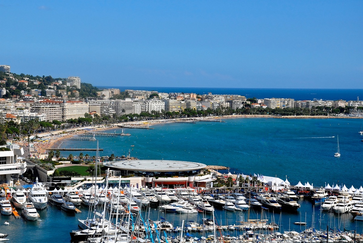 Cannes Croisette by cso yachts charter