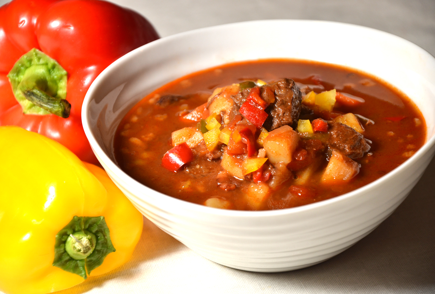 Gulasj suppe zupa gulashowa ungarsk paprika 1000