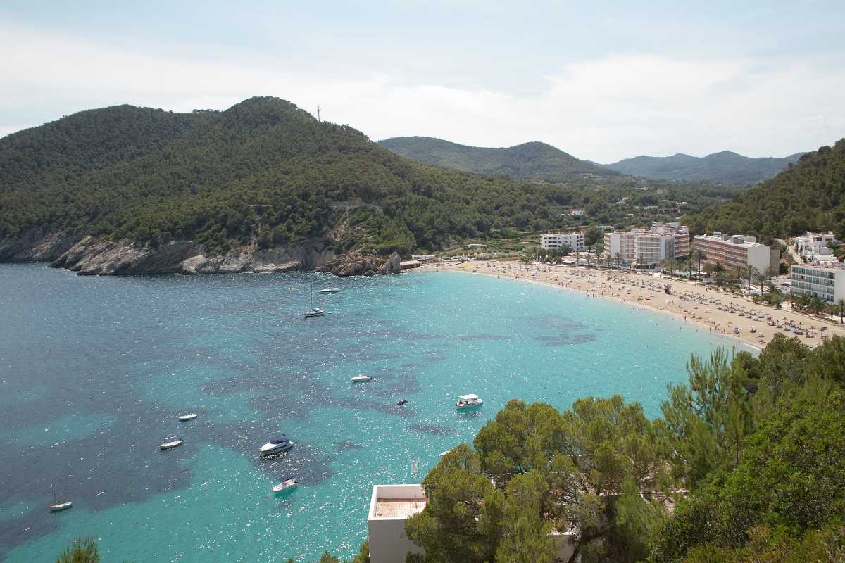 Video villaggio Veraclub Ibiza Cala San Vicente ideale bambini