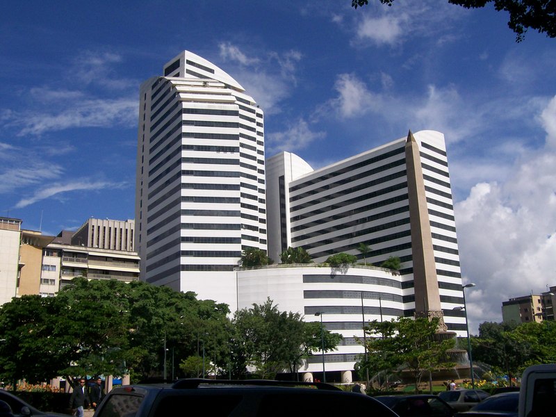 2 caracas palace