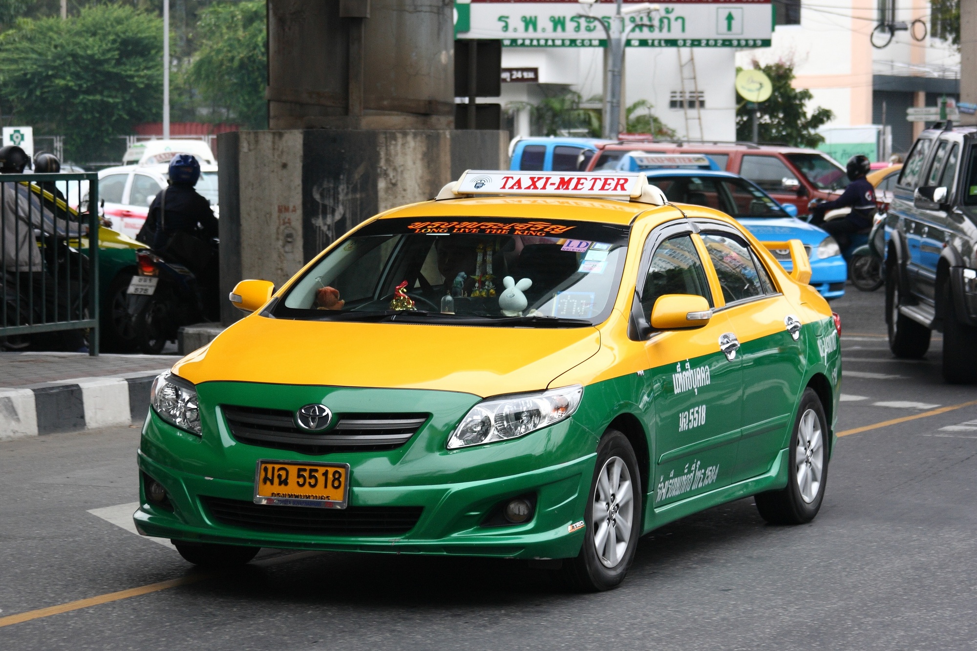 Taxi meter in Bangkok 04