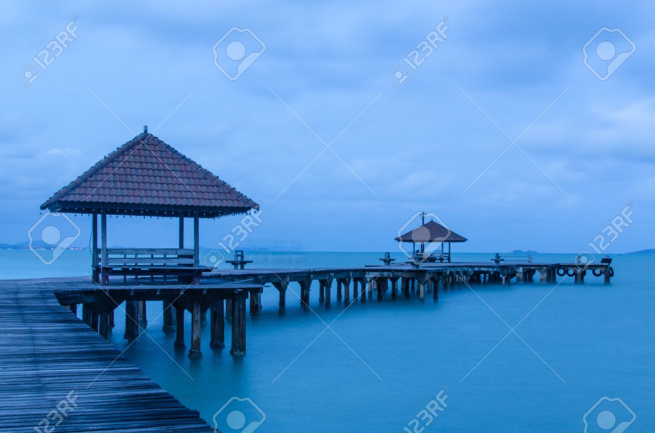 14028240 Wood bridge at Rayong resort Thailand Stock Photo