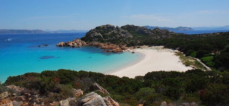 Spiagge sabbia rosa in Italia