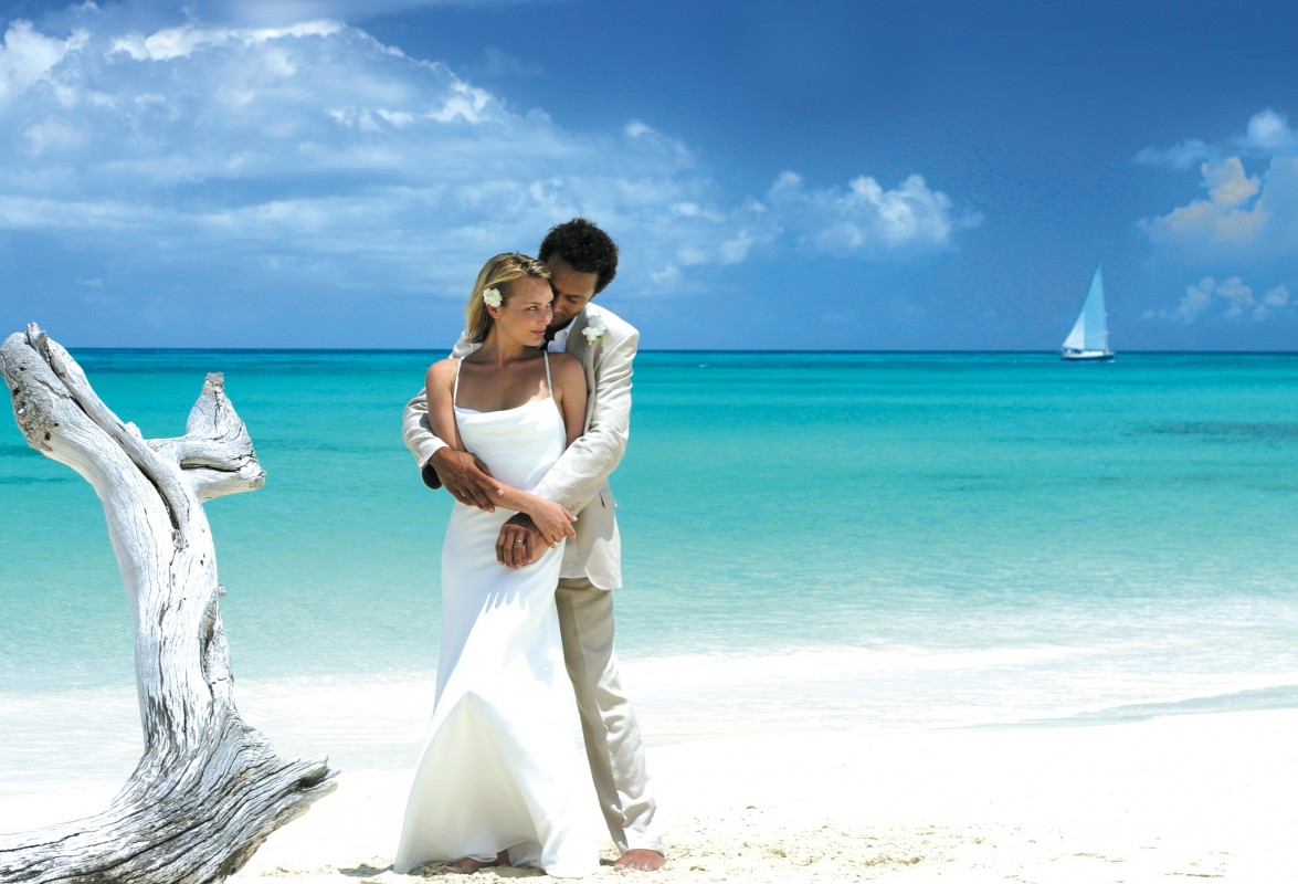 ant 253l wedding on fryers beach LnH