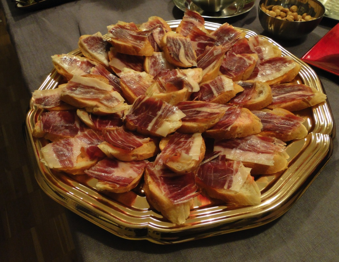 crostini con il serrano