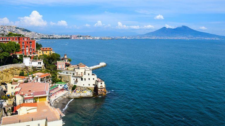 dove andare al mare a Napoli