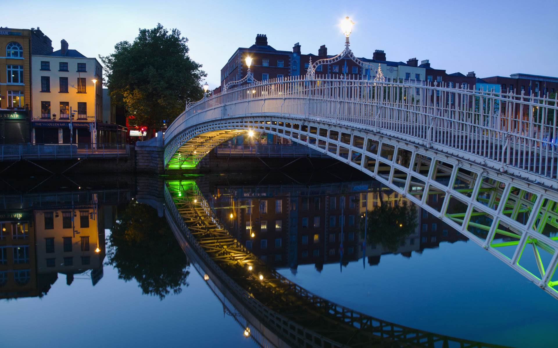 hapenny bridge dublin world hd wallpaper 1920x1200 4511