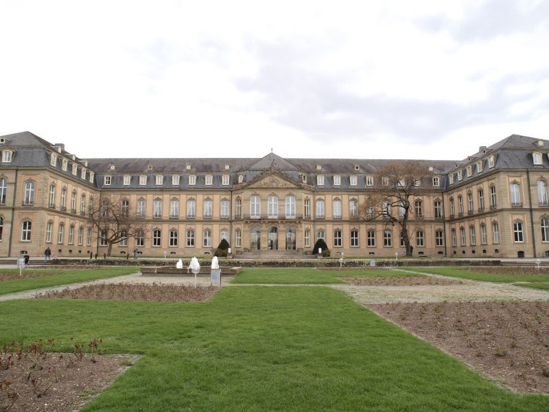 neues schloss stuttgart 09