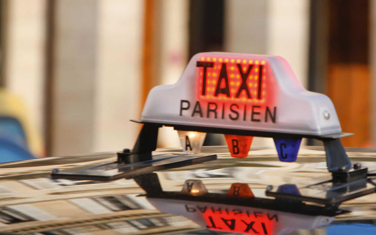 taxi paris hotel mathis