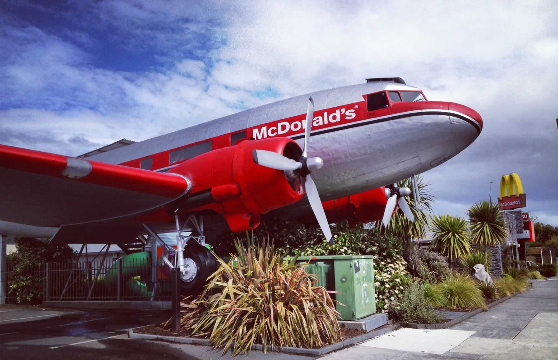 McDonalds Taupo DC Plane.CGRBhw