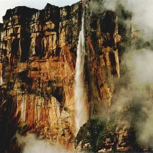 SALTO ANGEL 4