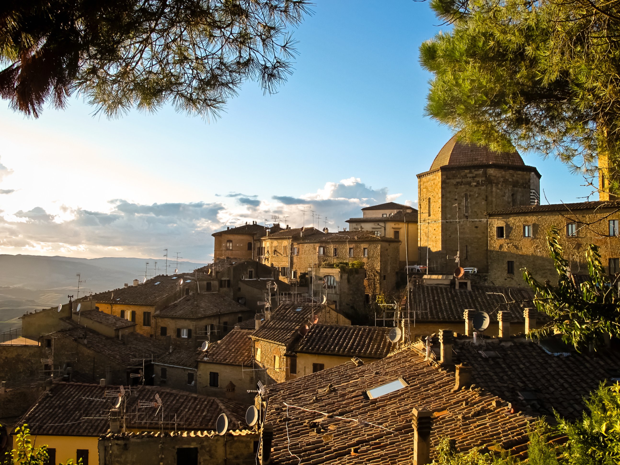 Volterra al atardecer 5113682960