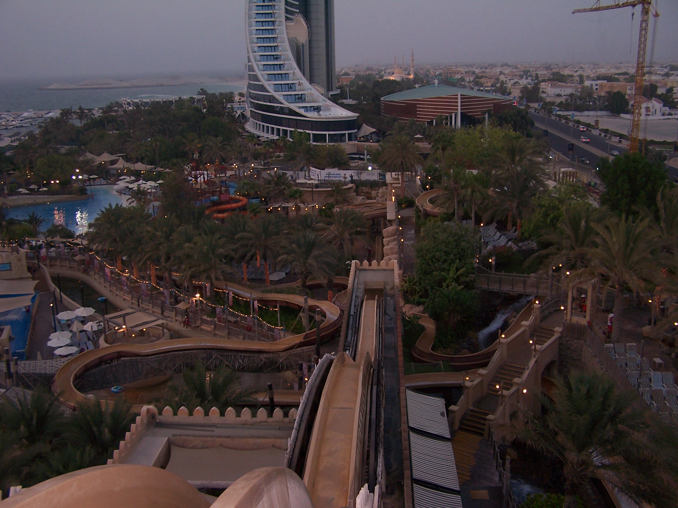dubai wild wadi dubai burj al arab jumeirah hotel water park parco acquatico 27