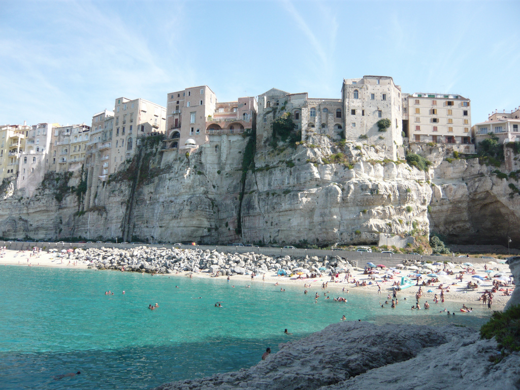 Prezzo noleggio scooter Tropea