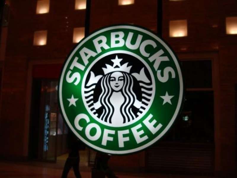 Quando apre Starbucks in Italia