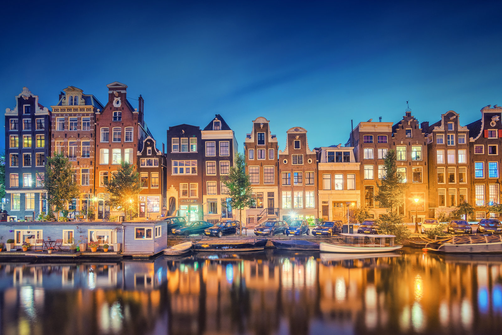 quanto costa mangiare in un ristorante di Amsterdam