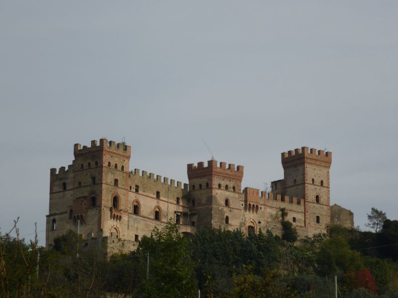 Come visitare la Castelluccia di Battipaglia, Campania