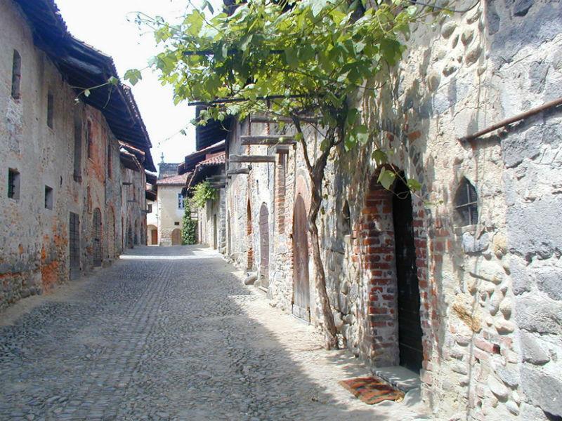 Visita a Candelo, candidato Borgo dei Borghi 2016