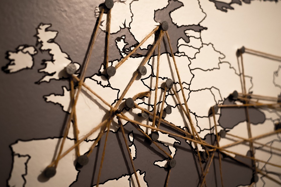 Guida a come organizzare un viaggio con pochi soldi