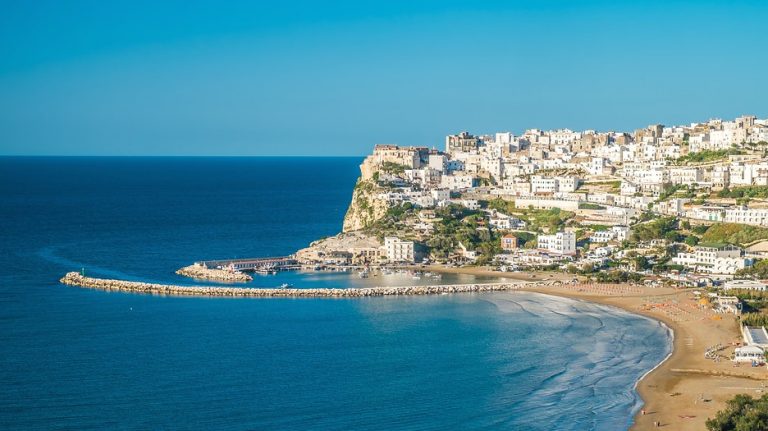 peschici spiagge