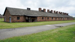 concentration-camp-2205221_960_720