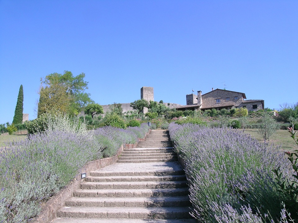 Monteriggioni scalinata