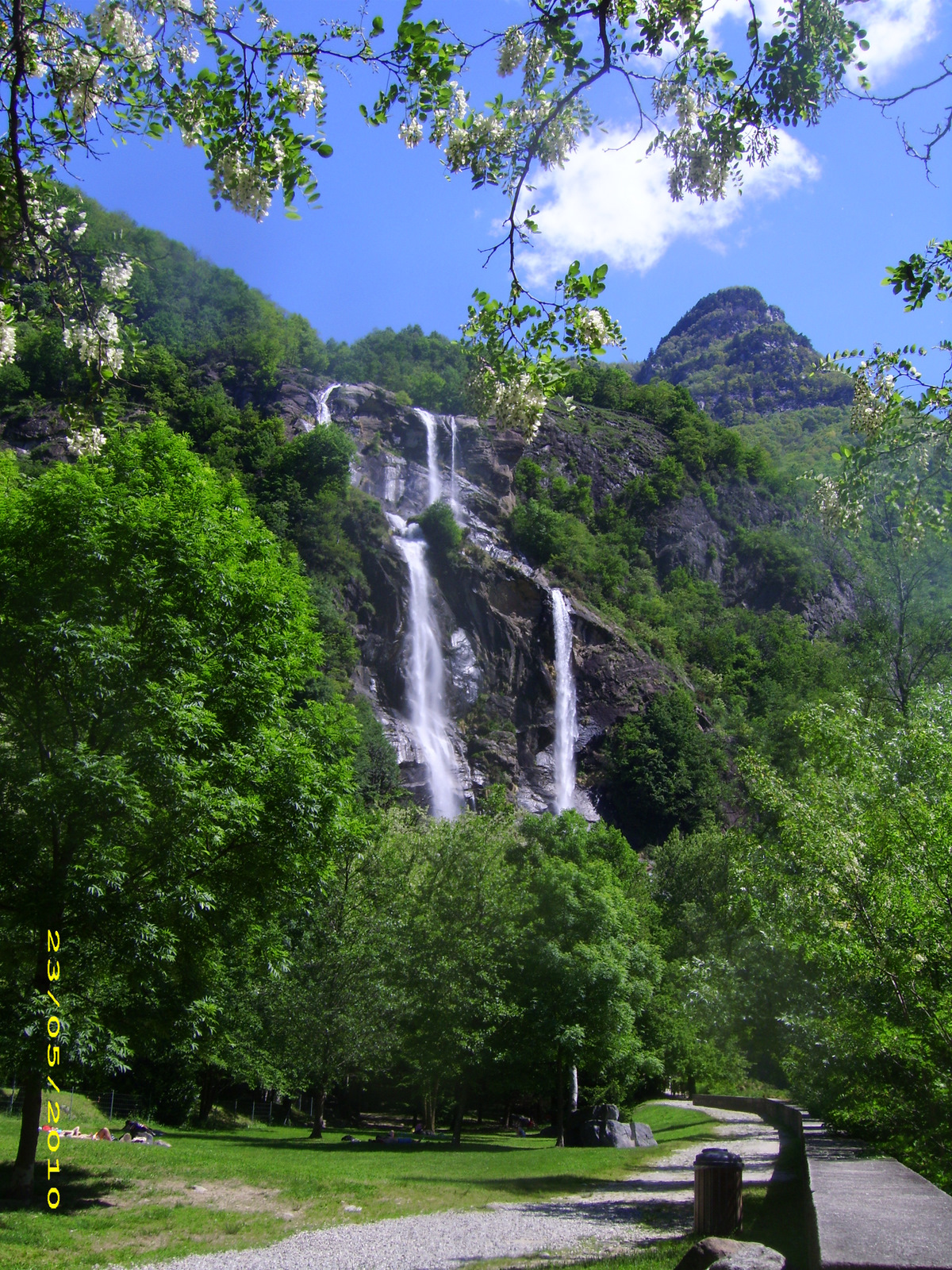 Cascate dellAcqua Fraggia panoramio