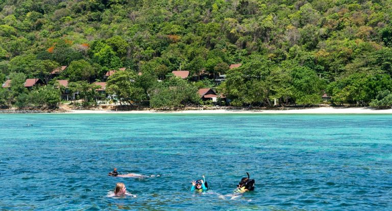 phi phi island