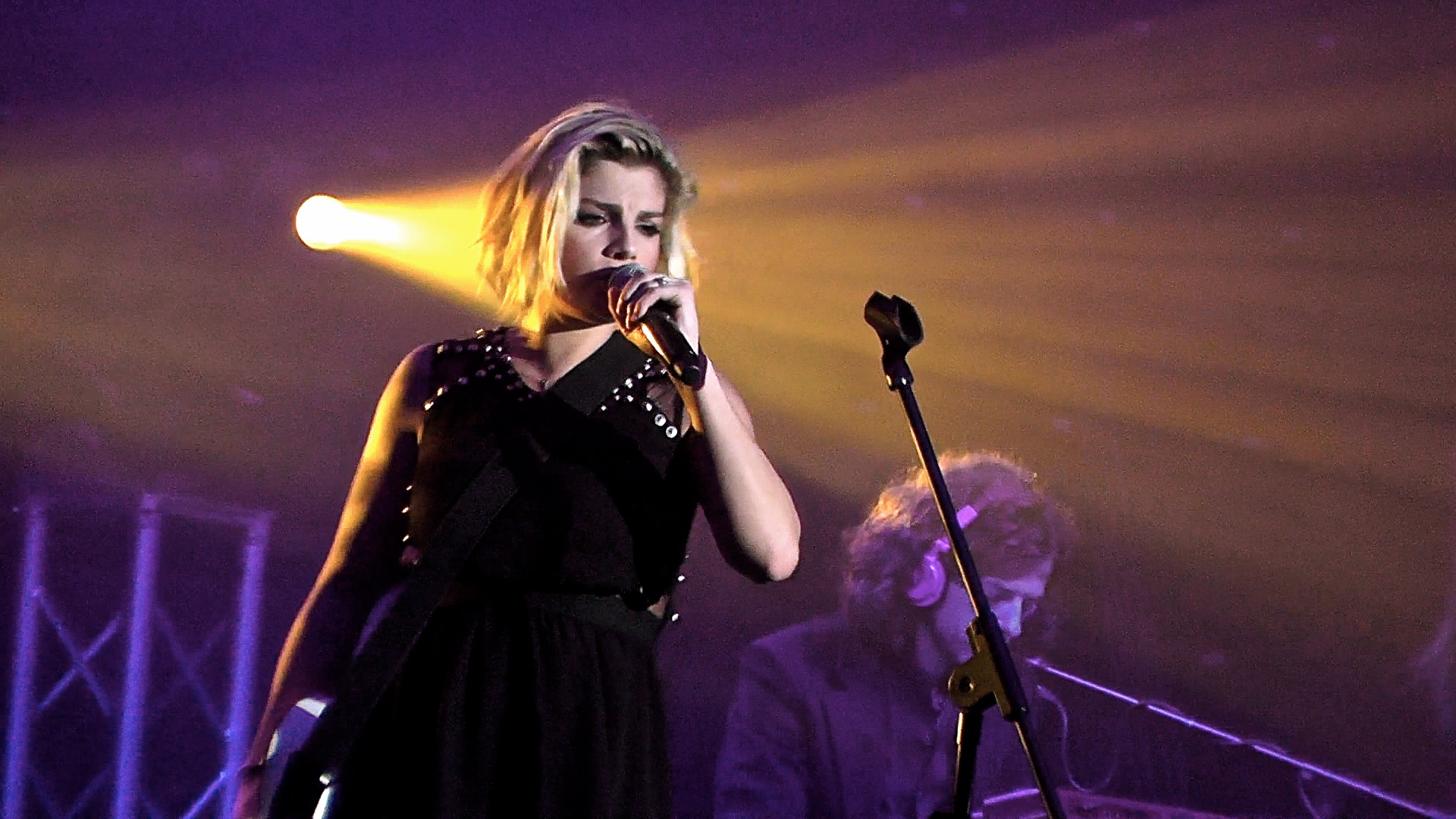 emma marrone tour