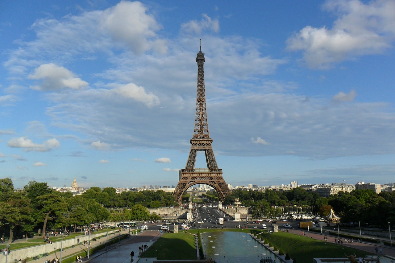 tour eiffel parco