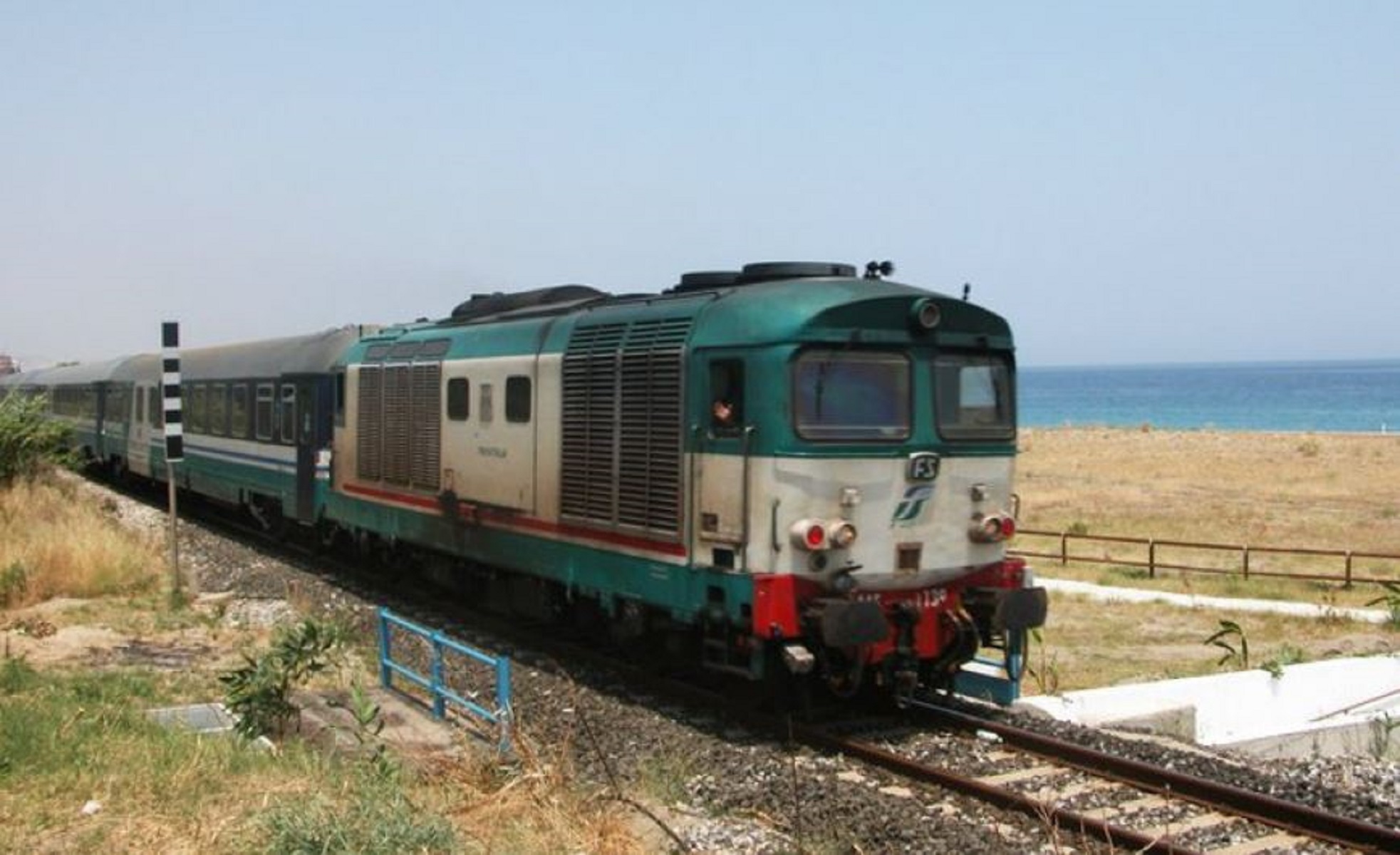 Soppressi gli Intercity notte da e per il sud Italia: le date