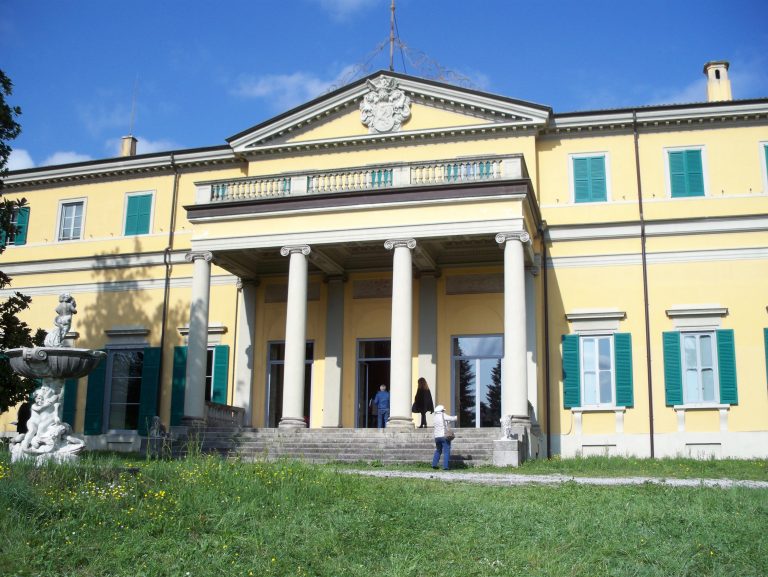 cosa vedere a erba e dintorni