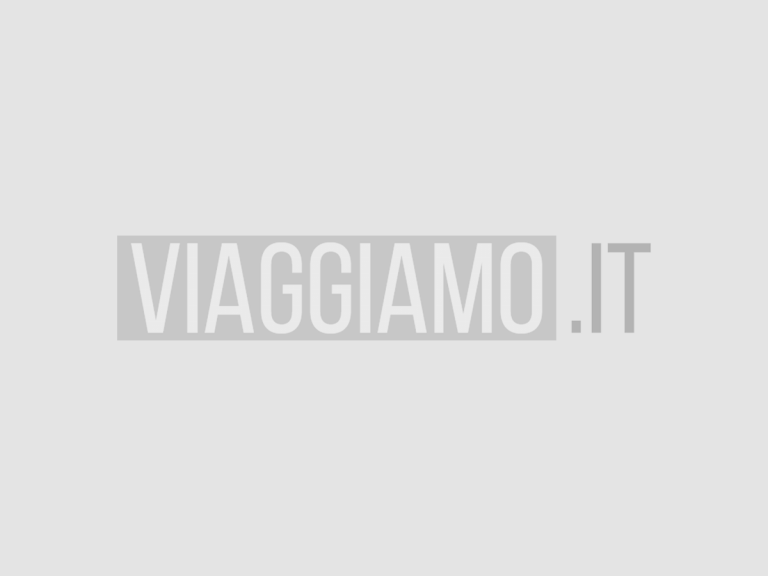 Immagine in evidenza predefinita Viaggiamo